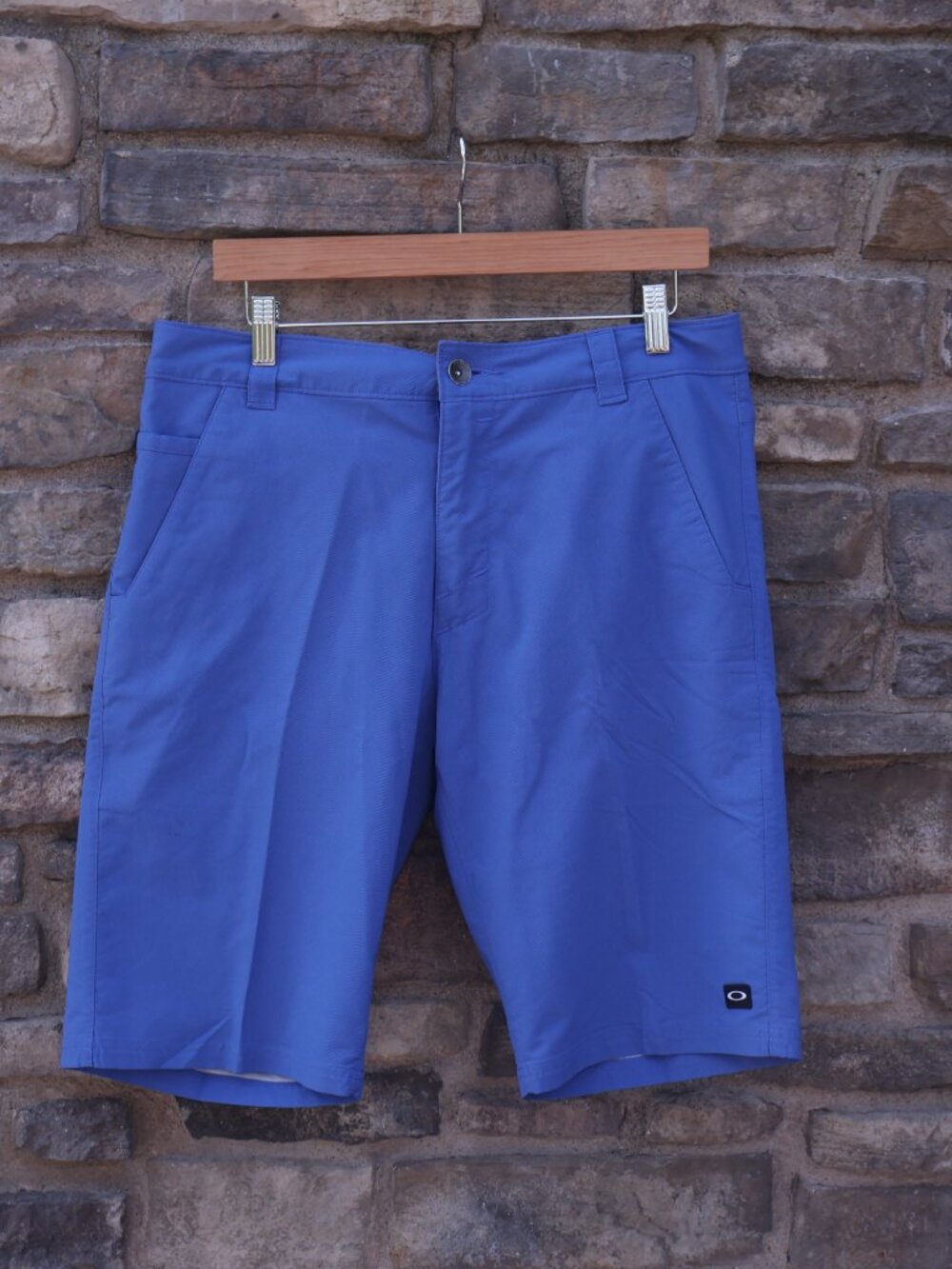 Oakley Men’s Blue Stretch Performance Golf Shorts Size 34
